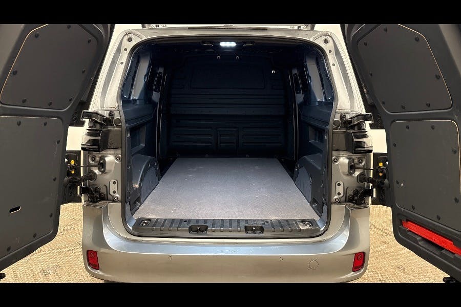 Volkswagen ID.Buzz Pro 79Kwh Commerce Plus Panel Van Aut #6