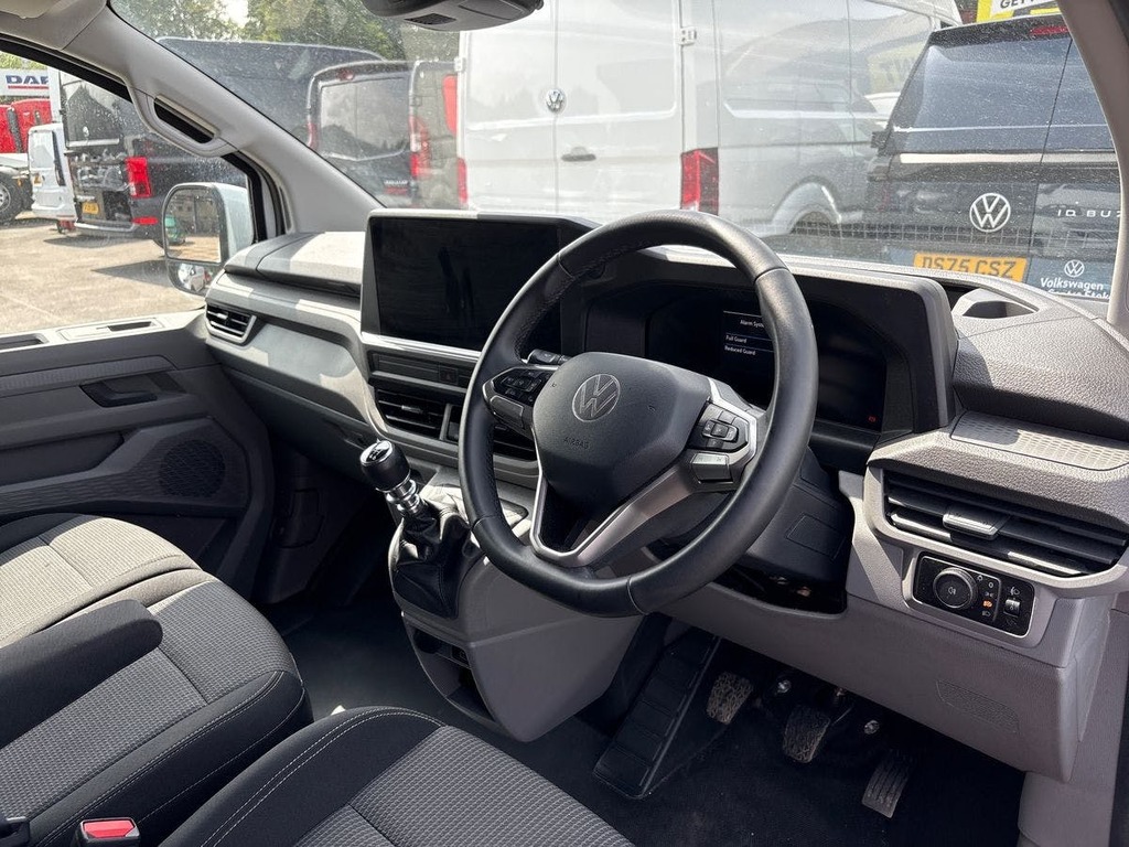 Volkswagen Transporter 2.0 Tdi T28 Commerce Pro Panel Van Manu White #5