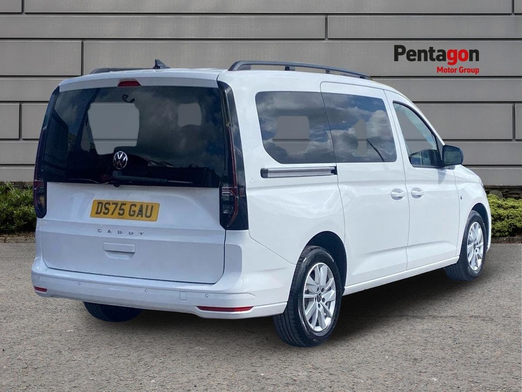 Volkswagen Caddy Maxi Life 2.0 Tdi Life Mpv Dsg Euro 6 Ss 122 White #4