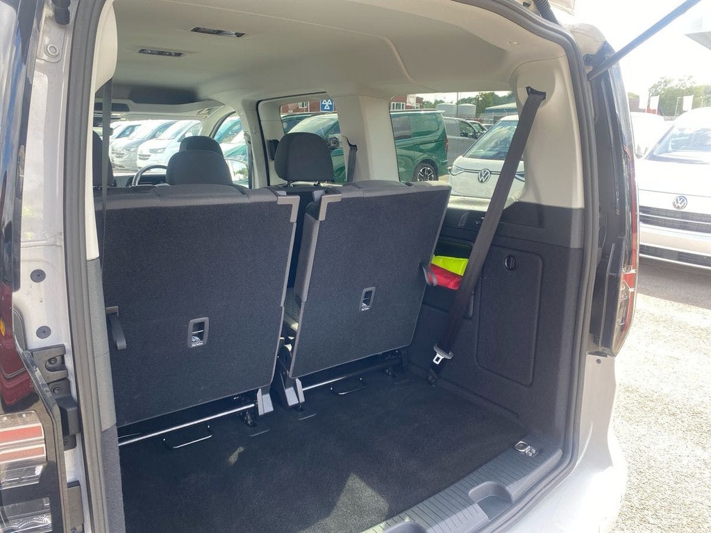 Volkswagen Caddy Maxi Life 2.0 Tdi 122 Life Dsg Tech Pack  #18