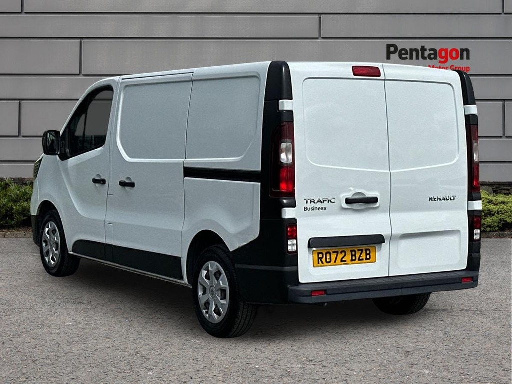 Renault Trafic 2.0 Dci Blue Sl28 Business Panel Van Ma White #2