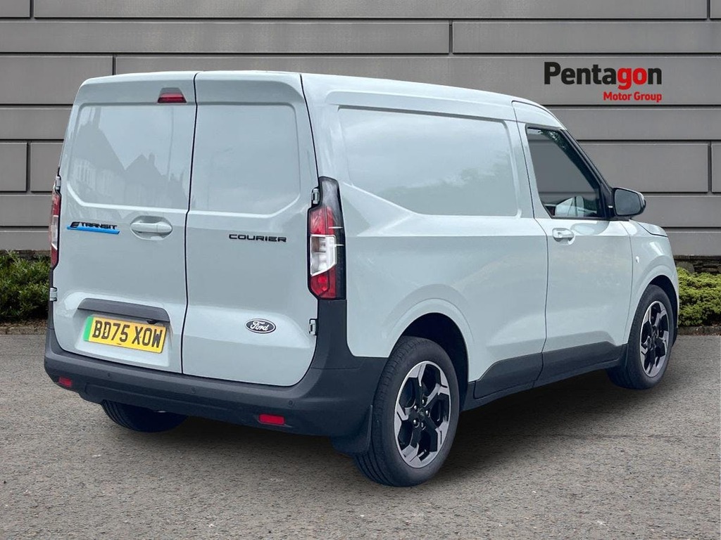 Ford Transit Courier 43Kwh Limited Panel Van Swb 136 Grey #4