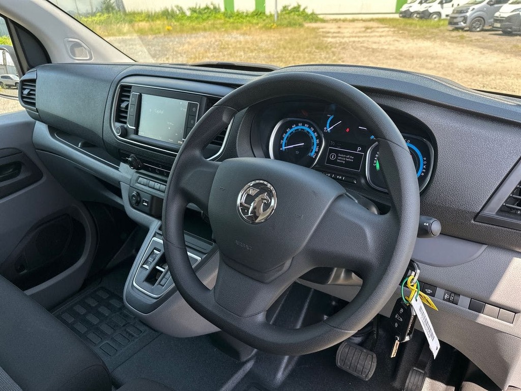 Vauxhall Vivaro 3100 75Kwh Dynamic Panel Van 6Dr L1 Grey #5