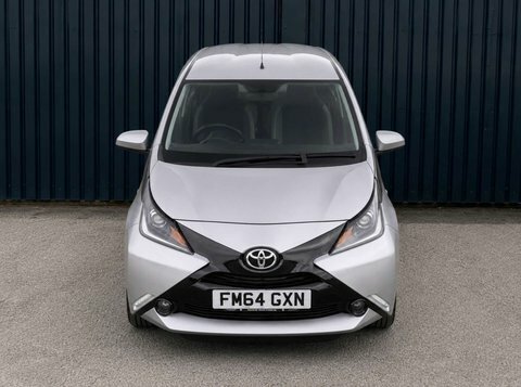 Toyota Aygo X X-pression Silver #6