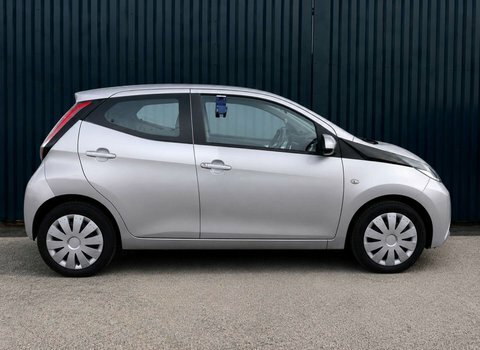 Toyota Aygo X X-pression Silver #3