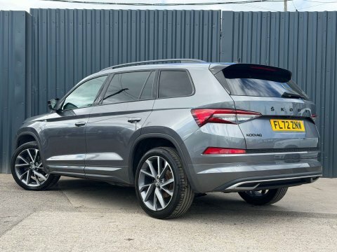 Skoda Kodiaq 1.5 Kodiaq Sportline FL72ZNW Grey #4