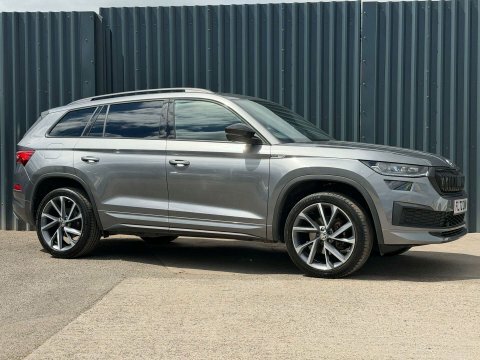 Skoda Kodiaq 1.5 Kodiaq Sportline FL72ZNW Grey #3