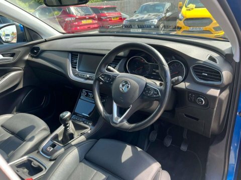 Vauxhall Grandland X Tech Line Nav Red #30