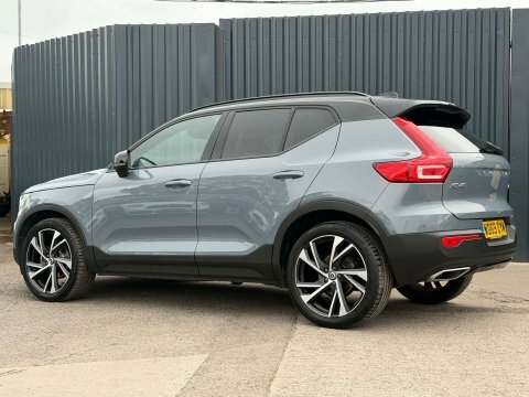 Volvo XC40 2.0 Xc40 R-design WD69DYW Grey #2