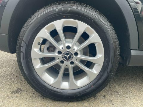 Mercedes-Benz GLA Class Gla 200D Se Black #11