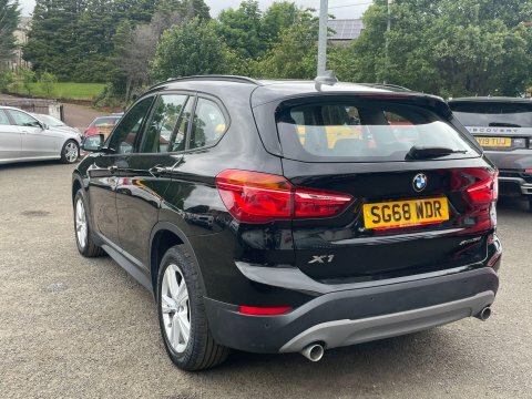 BMW X1 2.0 18D Se Black #4