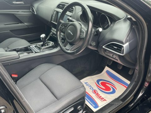 Jaguar XE S Blue #15