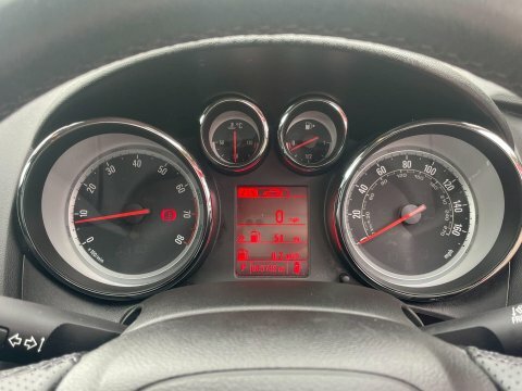 Vauxhall Astra GTC Gtc 1.6 Cdti 16V Red #16