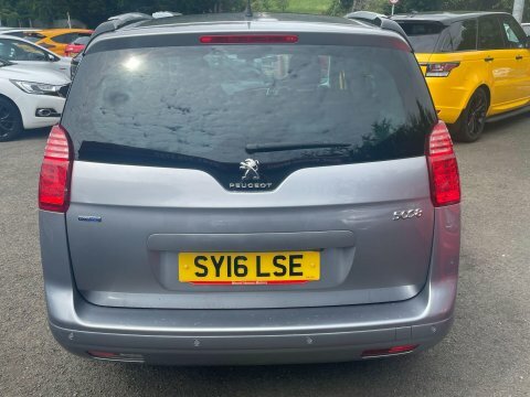 Peugeot 5008 1.6 Bluehdi Allure Grey #4