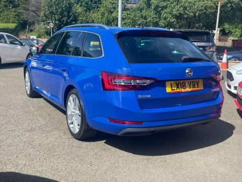 Skoda Superb 2.0 Tdi Se Blue #4