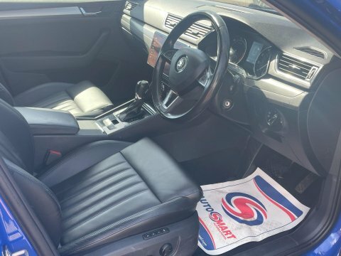Skoda Superb  Black #9