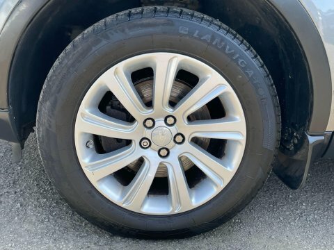 Land Rover Discovery Sport 2.2 Sd4 Se Grey #3