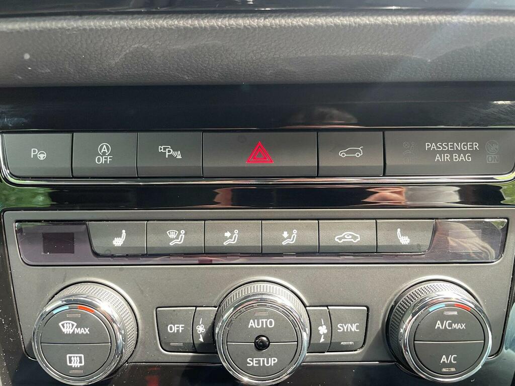 Seat Ateca 1.4 Ecotsi Se Dsg Black #29