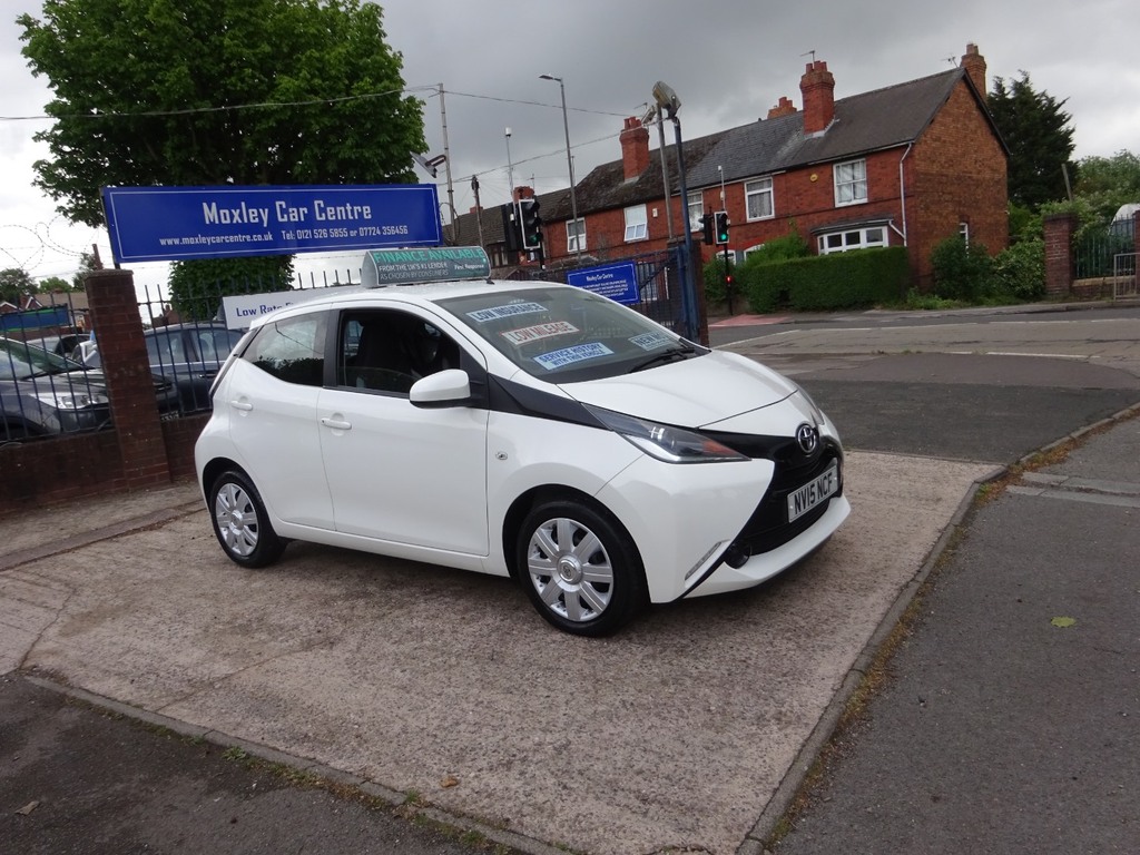 Toyota Aygo 1.0 Vvt-i X-play White