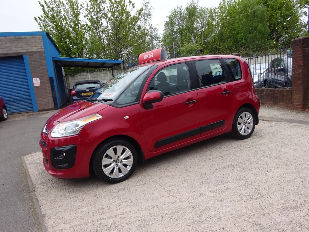 Citroen C3 Picasso 1.6 Hdi 8V Vtr Red #2