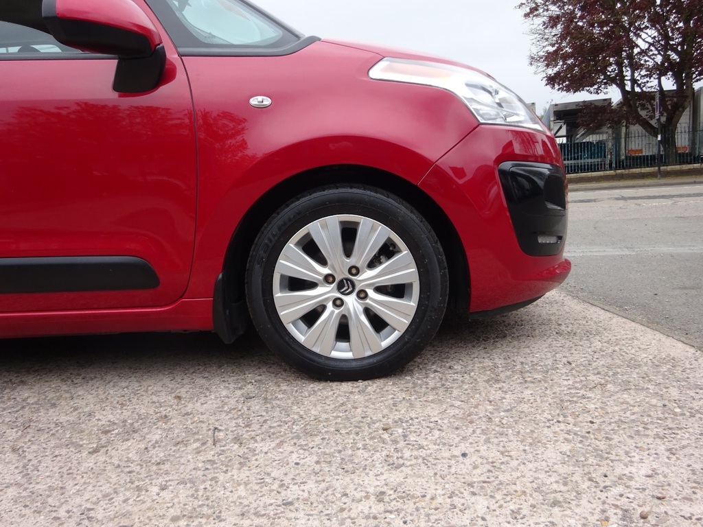 Citroen C3 Picasso  White #15