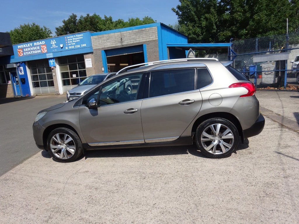 Peugeot 2008 Active Blue #5