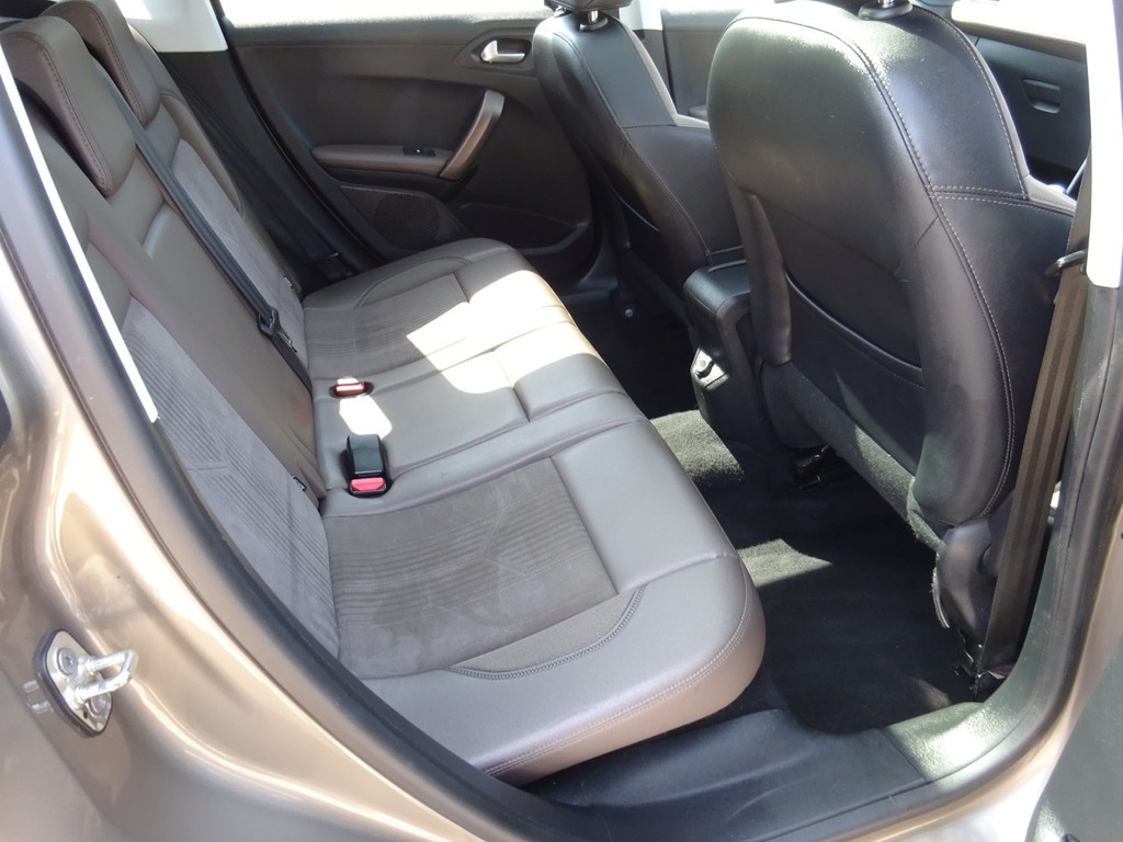 Peugeot 2008 Active Blue #14