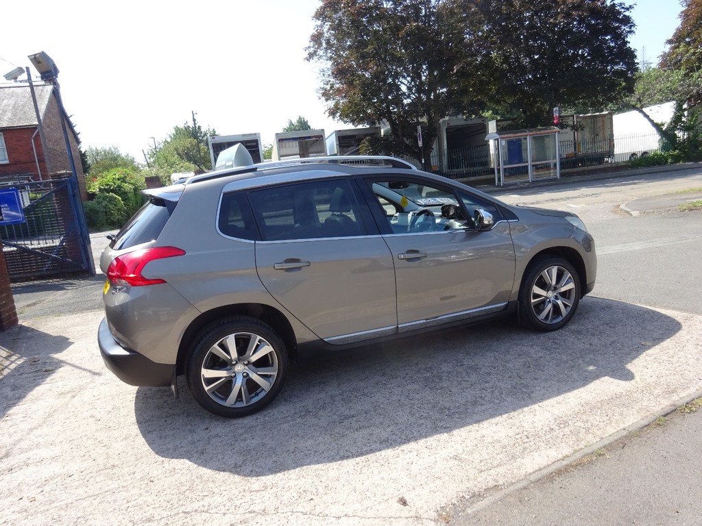 Peugeot 2008 Active Blue #7