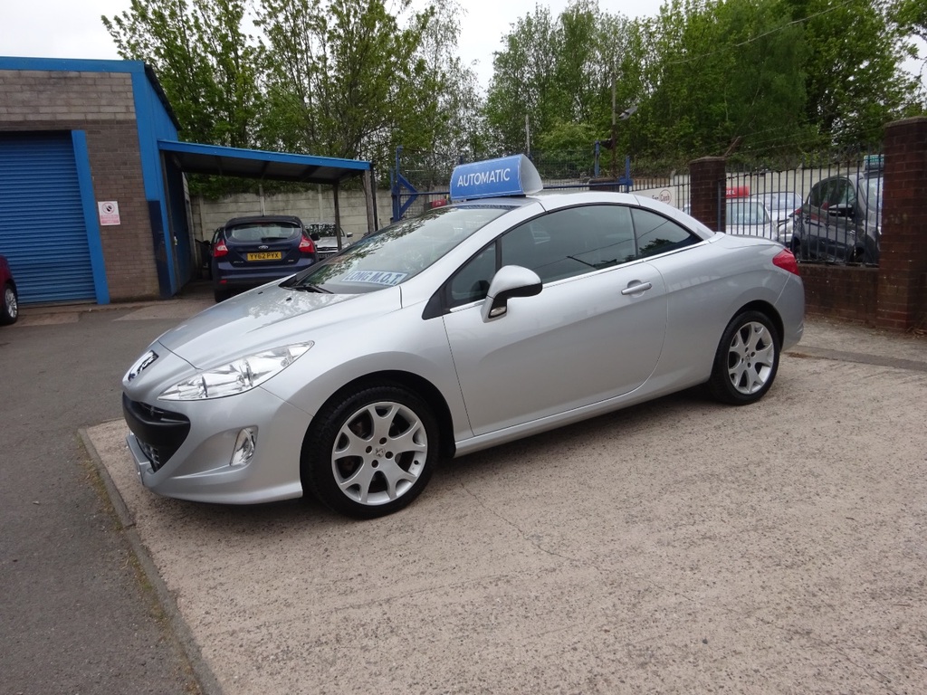 Peugeot 308 CC 2.0 Hdi Se Silver #2