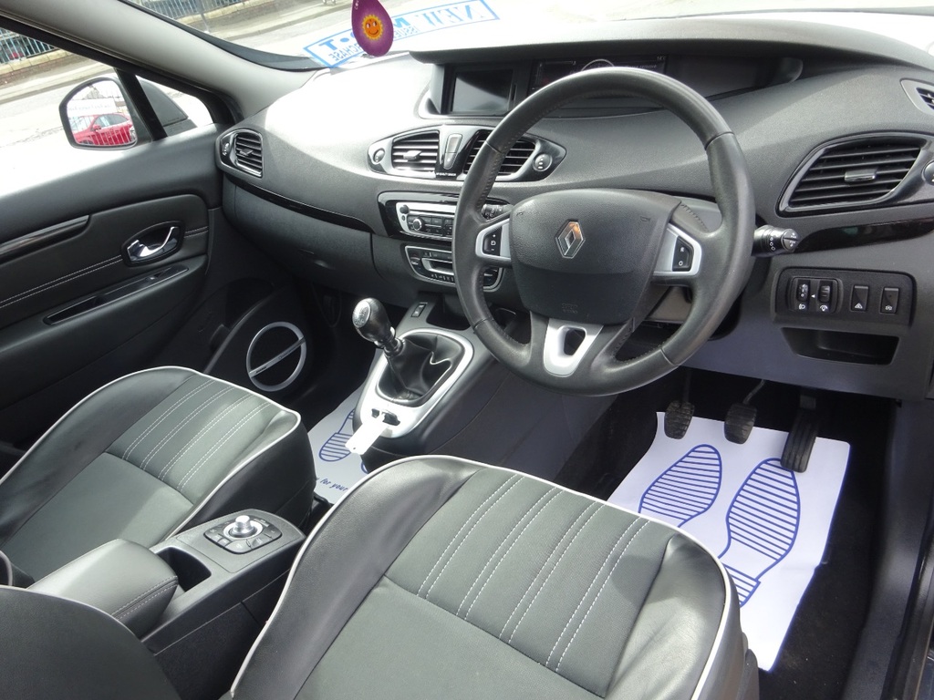 Renault Scenic Scenic Dynamique Tomtom Dci Silver #8