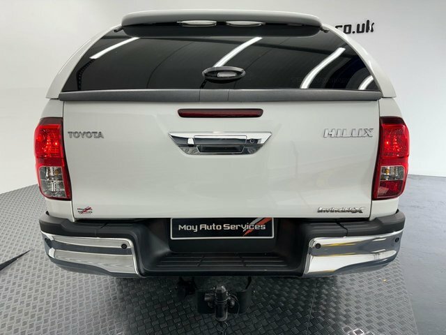 Toyota HILUX 2019 2.4 D-4d Invincible X Pickup Double Cab D GN19MYW White #6