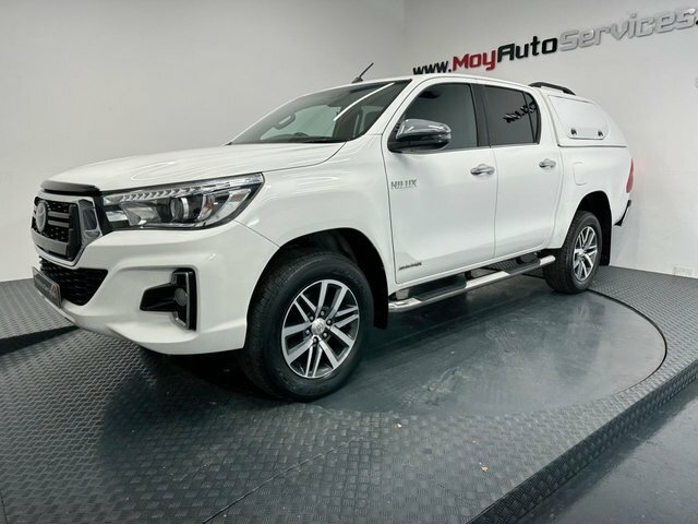 Toyota HILUX 2019 2.4 D-4d Invincible X Pickup Double Cab D GN19MYW White #3