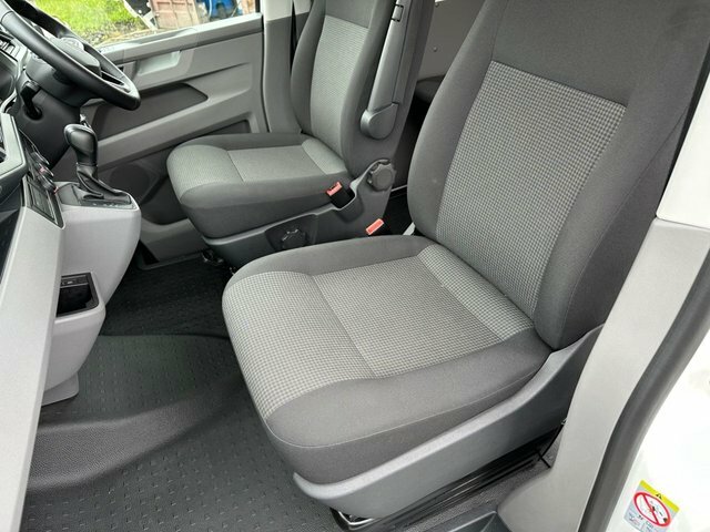 Volkswagen Transporter 2.0 Tdi 110 Commerce Plus Van White #22