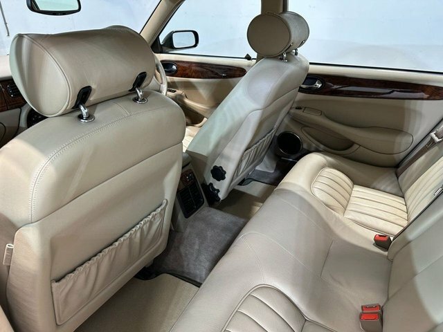 Jaguar XJ 3.2 V8 Green #13