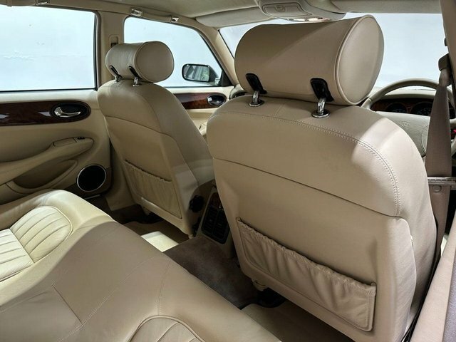 Jaguar XJ 3.2 V8 Green #11