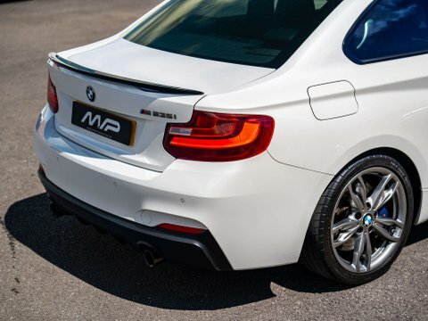 BMW 2 Series Convertible White #44