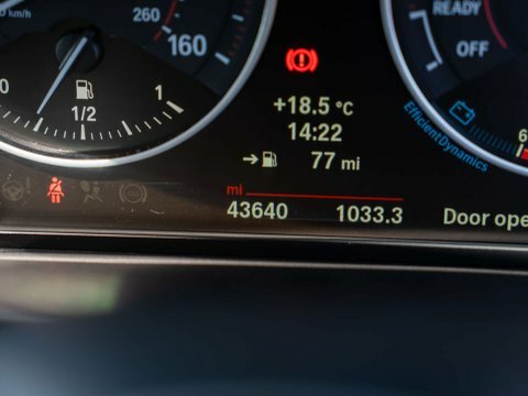 BMW 2 Series Convertible White #29