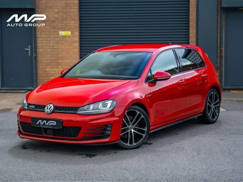 Volkswagen Golf 2.0 Golf Gtd Red