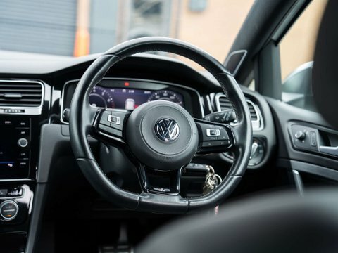 Volkswagen Golf 2.0 Golf R White #6
