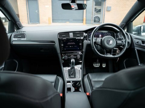 Volkswagen Golf 2.0 Golf R White #3