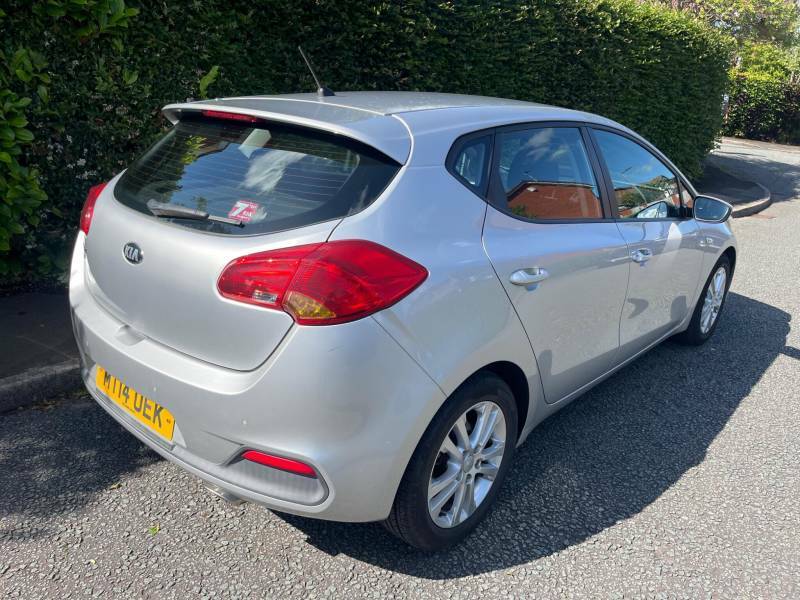 Kia Ceed Hatchback Silver #10