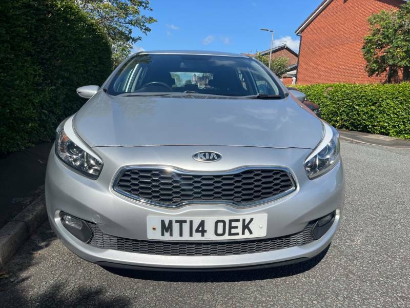 Kia Ceed 1.4 Vr7 - 2014 14 Silver #2