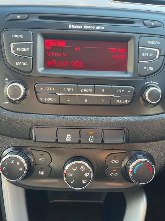 Kia Ceed Hatchback Silver #9