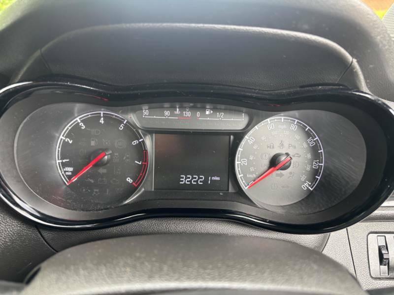 Vauxhall Viva 1.0 Se Nav Ac Red #4