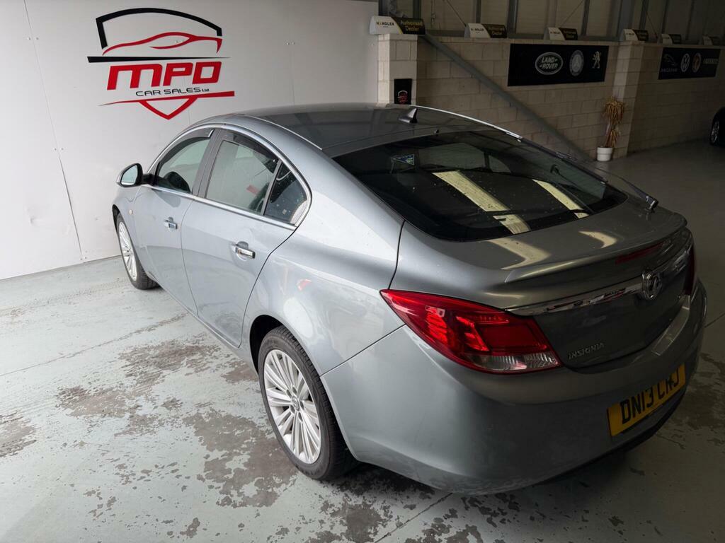 Vauxhall Insignia Hatchback Black #9