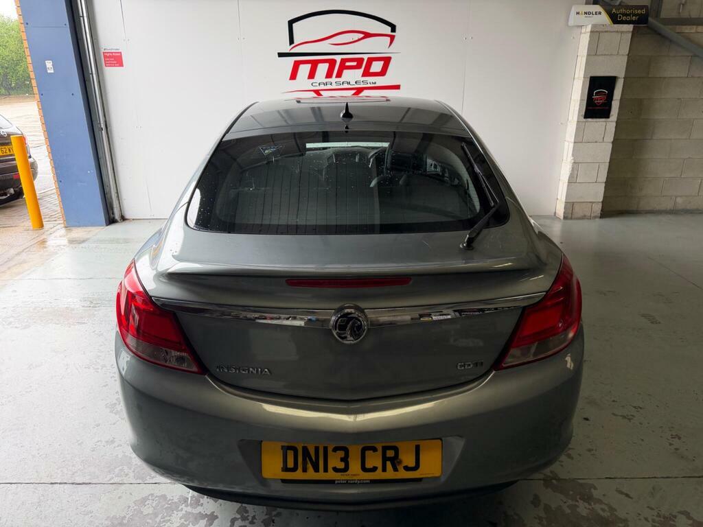 Vauxhall Insignia Hatchback Black #7