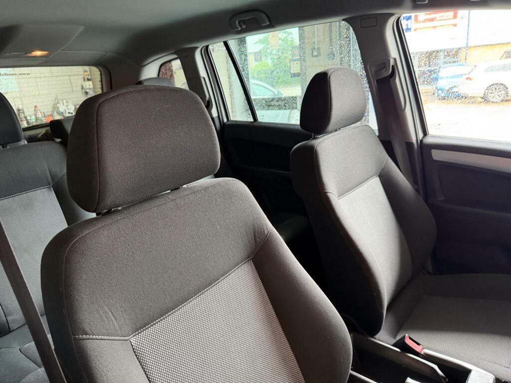 Vauxhall Zafira Black #16
