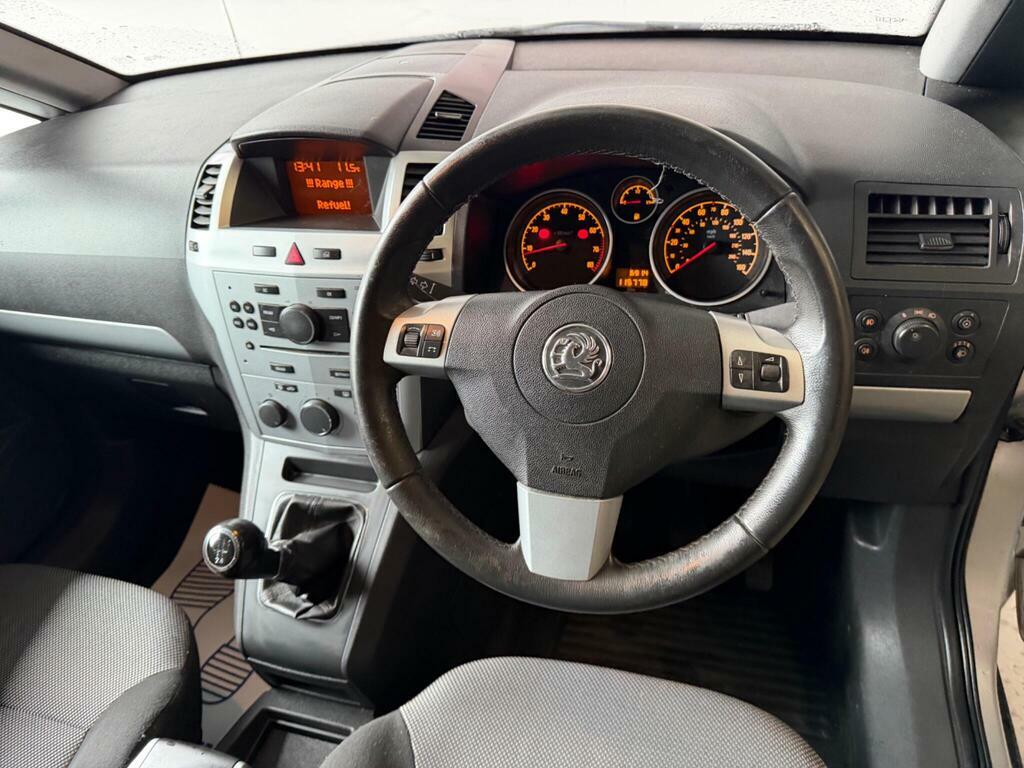 Vauxhall Zafira Black #25