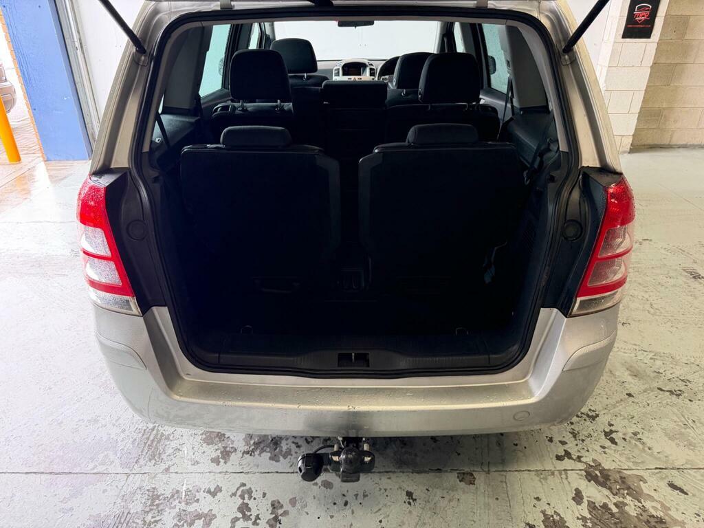 Vauxhall Zafira Black #37