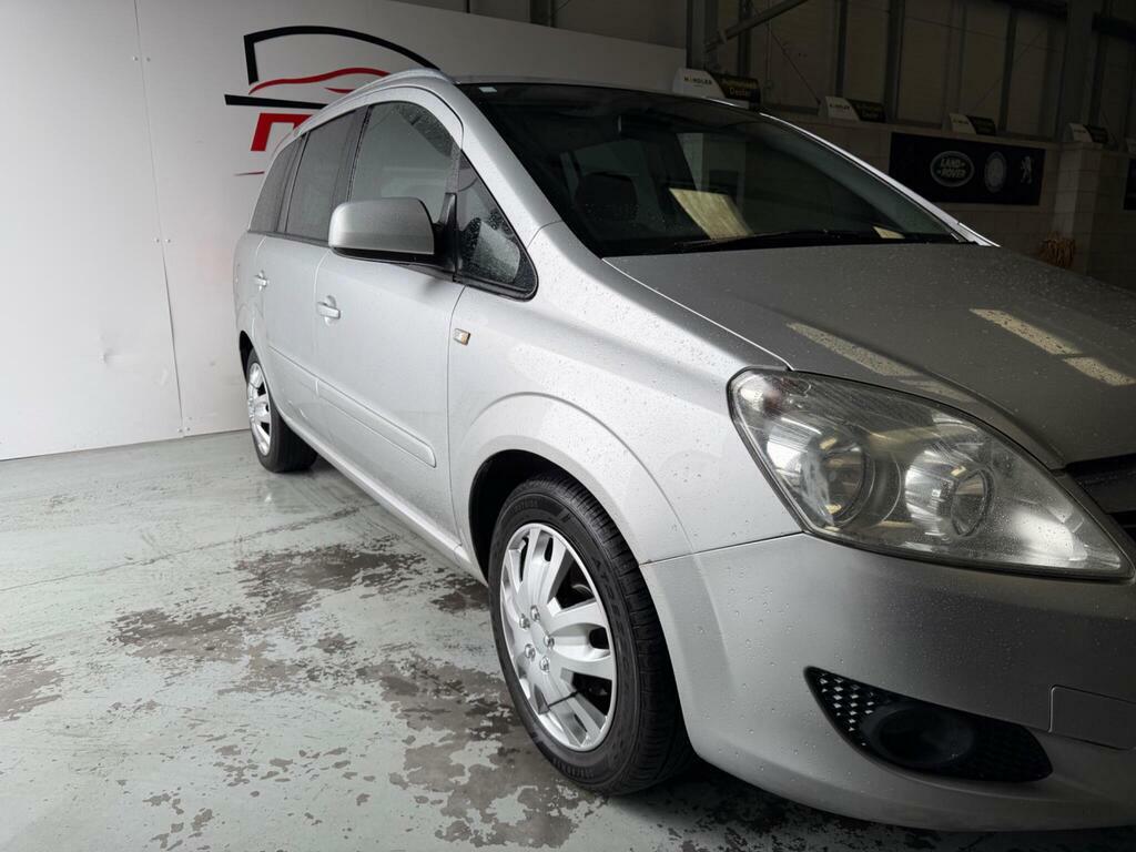 Vauxhall Zafira Black #65
